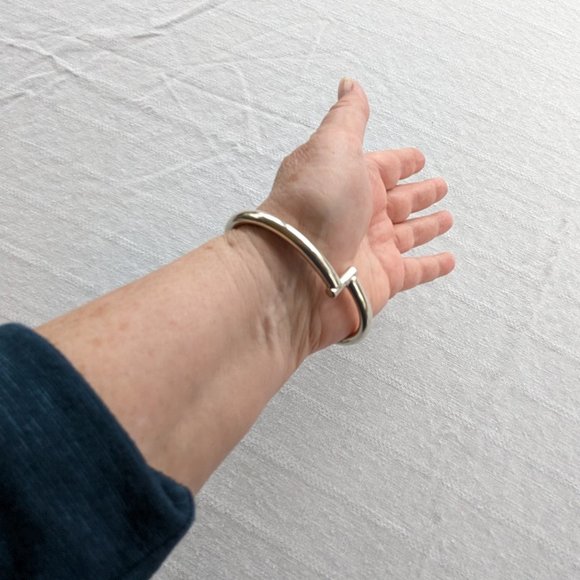 Taxco 27g Sterling Clamper Bypass Bracelet w Brass Detail. Optional 3/4" Hoops - Picture 6 of 14